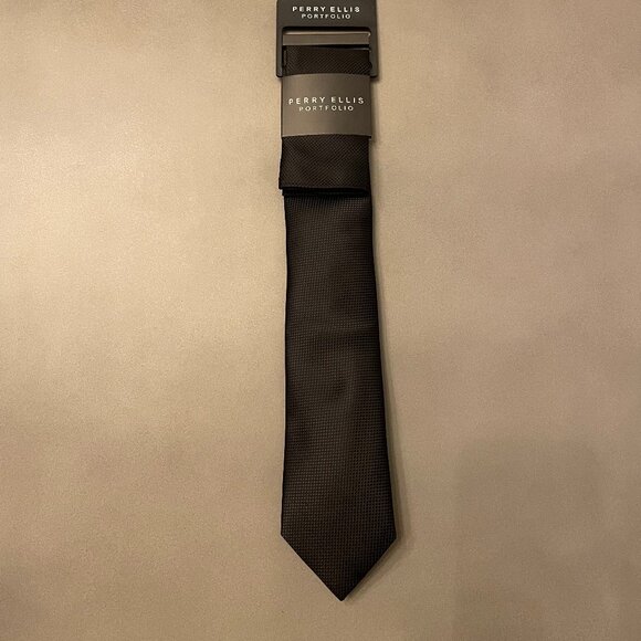 Perry Ellis Portfolio Mens Tie - Picture 2 of 5